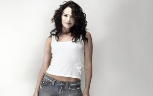 Lena Headey Latest Hot Wallpapers